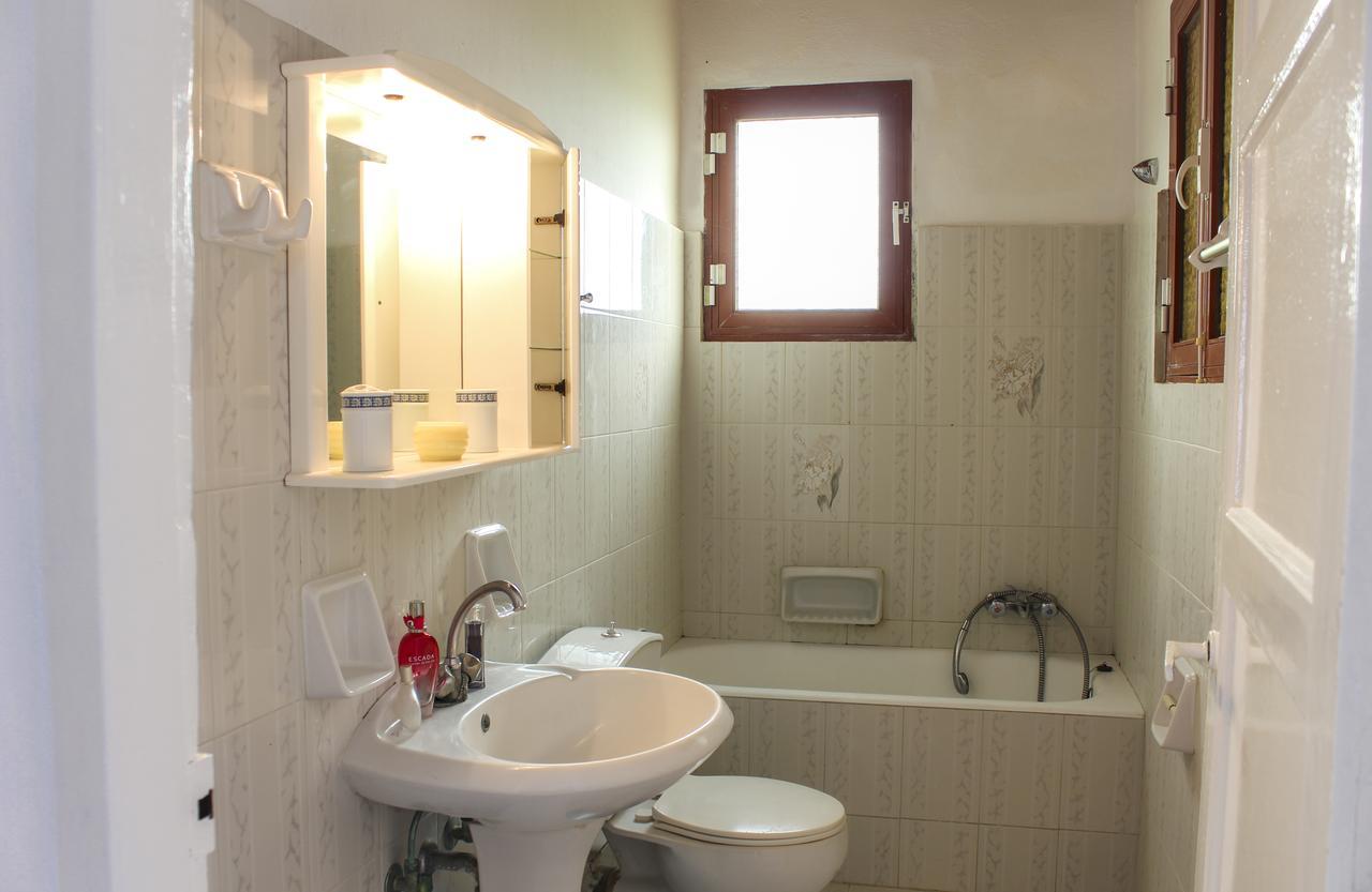Pelagion II Sea Coral - Beachfront Holiday Home Kypseli Bagian luar foto