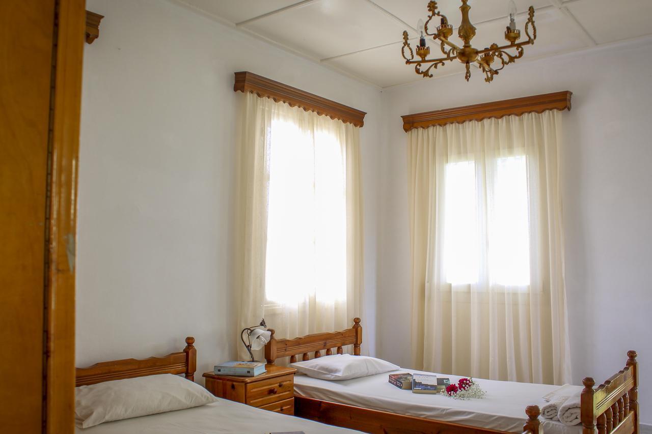 Pelagion II Sea Coral - Beachfront Holiday Home Kypseli Bagian luar foto